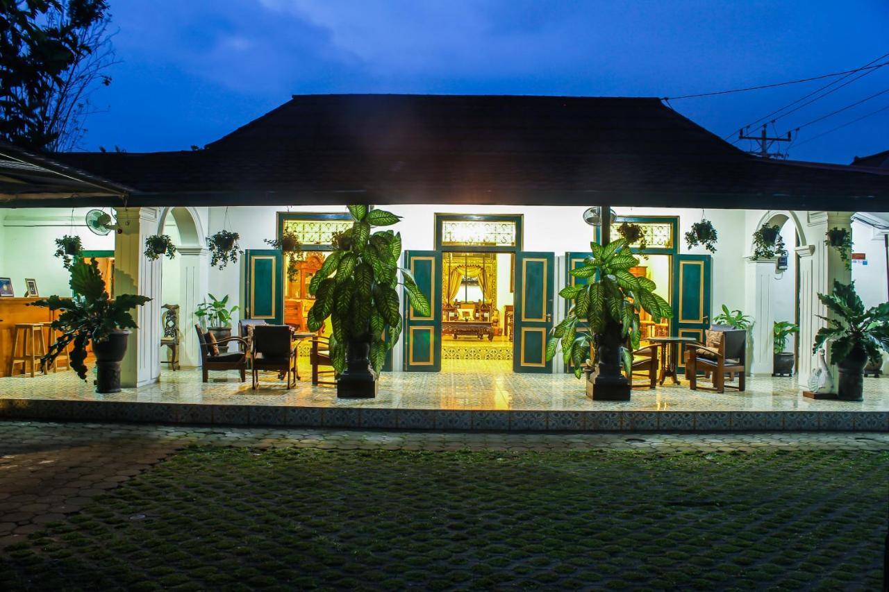 Ndalem Gamelan Apartment Yogyakarta Exterior foto